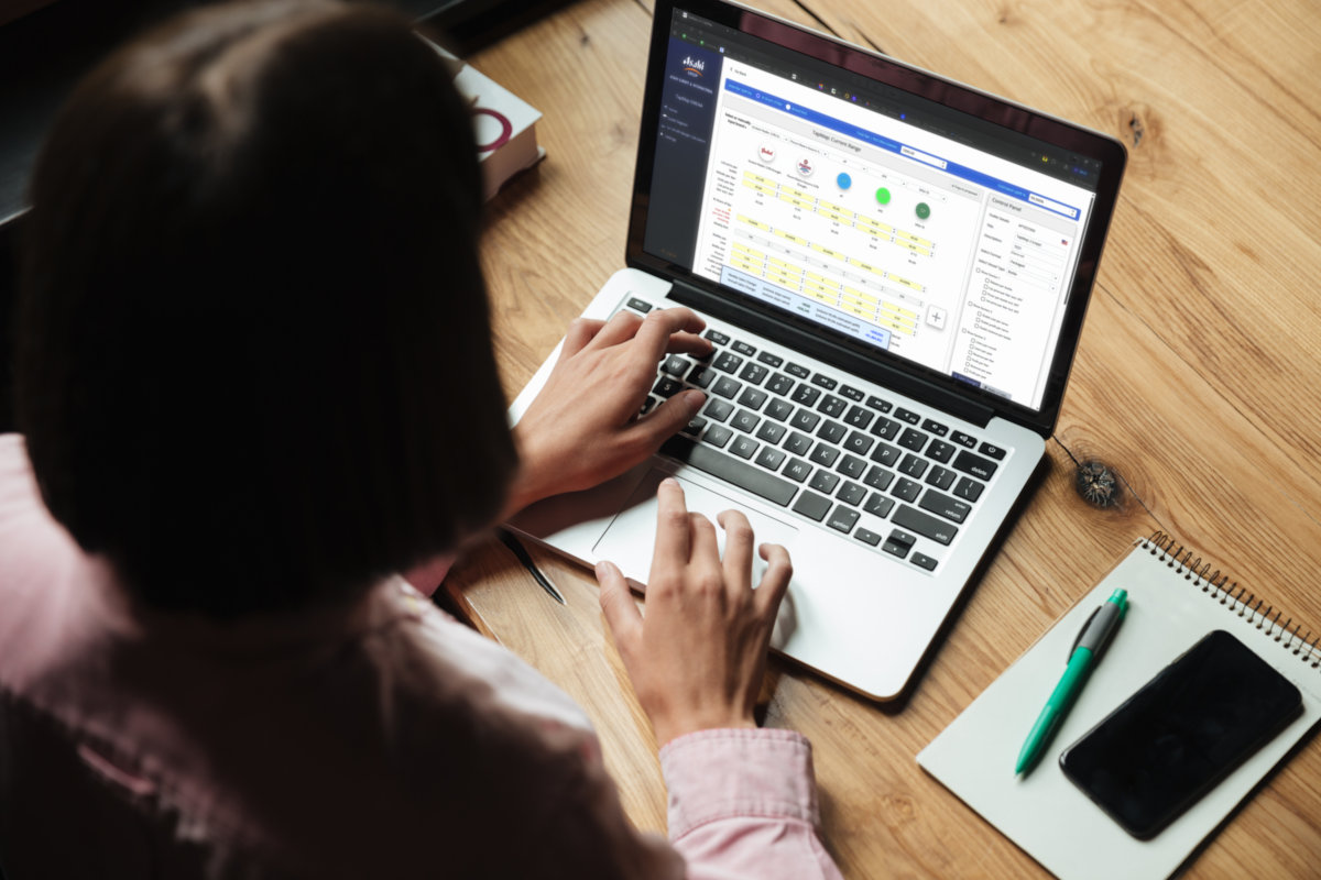A person is using the TapMap software.